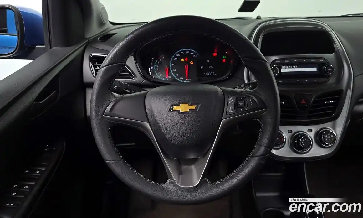 Chevrolet Spark 2016 1.0 гидро в Москве, фото 18