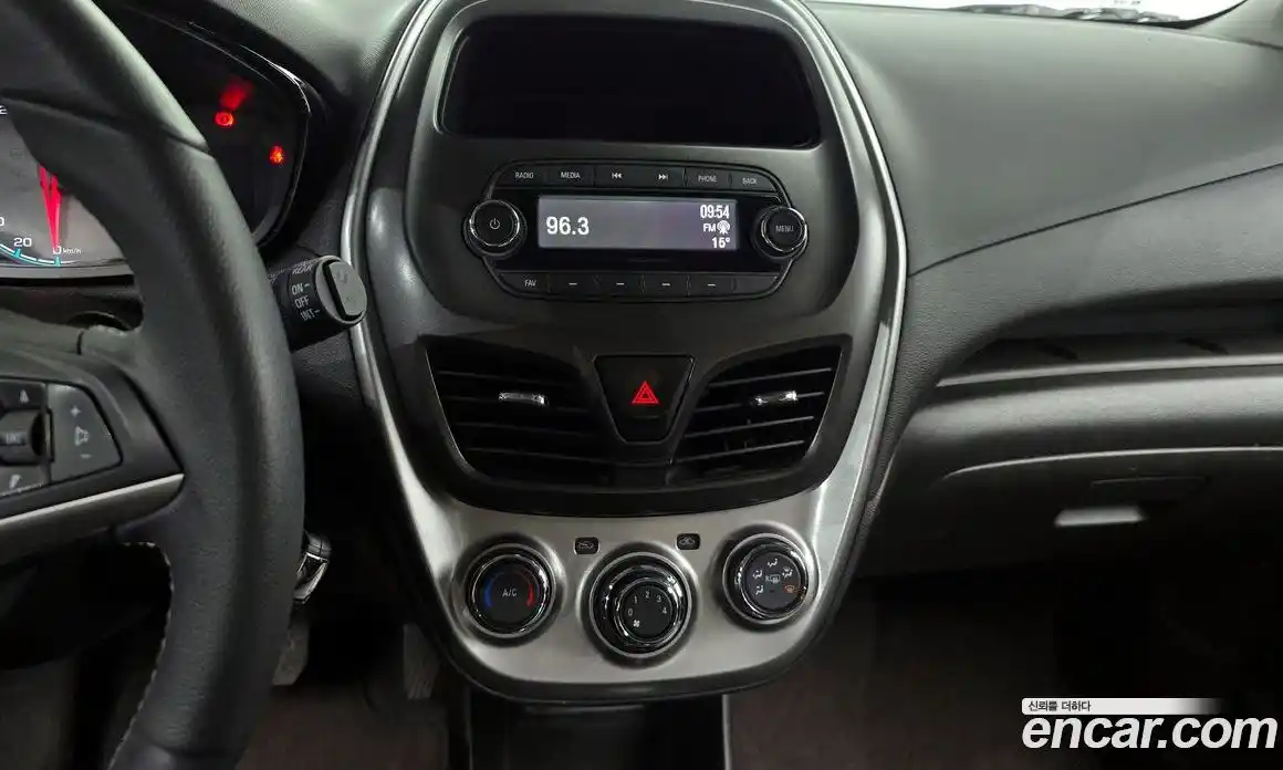 Chevrolet Spark 2016 1.0 гидро в Москве, фото 20