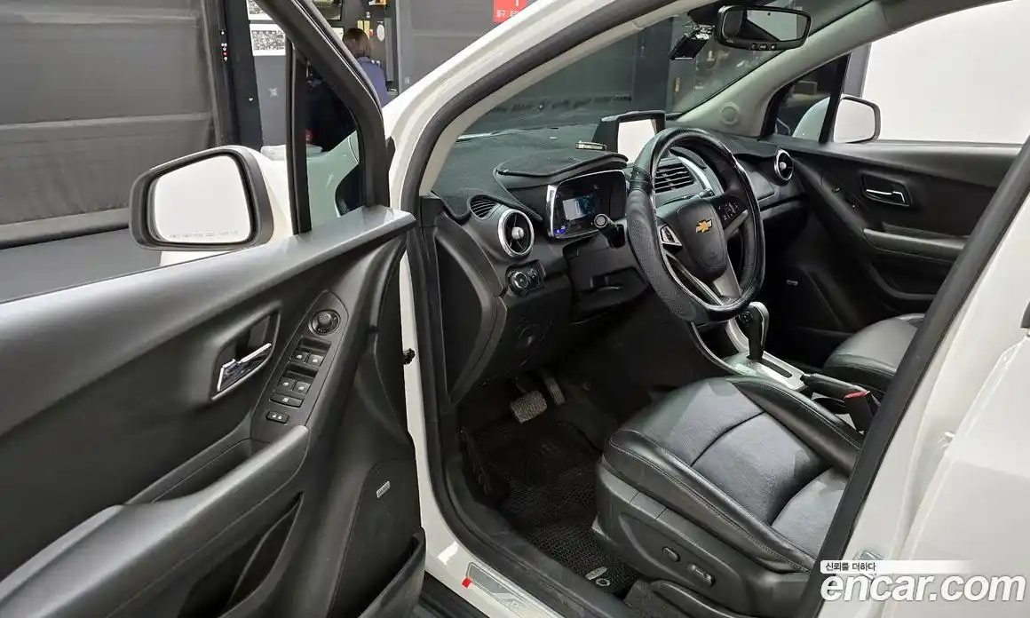 Chevrolet Trax 2016 1.6 гидро в Москве № 1907470, фото 13