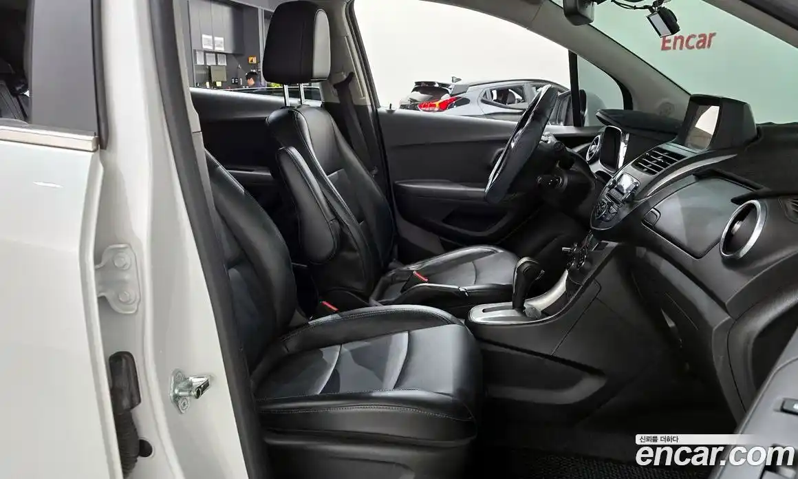 Chevrolet Trax 2016 1.6 гидро в Москве № 1907470, фото 16
