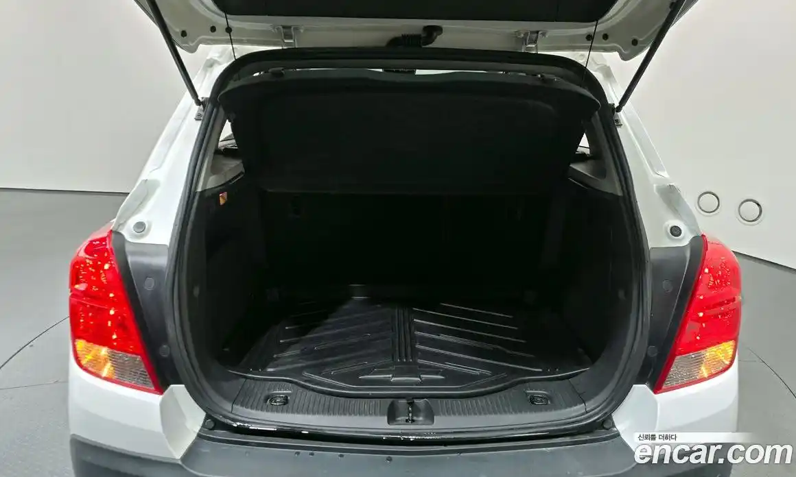 Chevrolet Trax 2016 1.6 гидро в Москве № 1907470, фото 26
