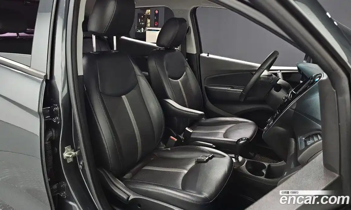 Chevrolet Spark 2018 1.0 гидро в Москве № 1907577, фото 13