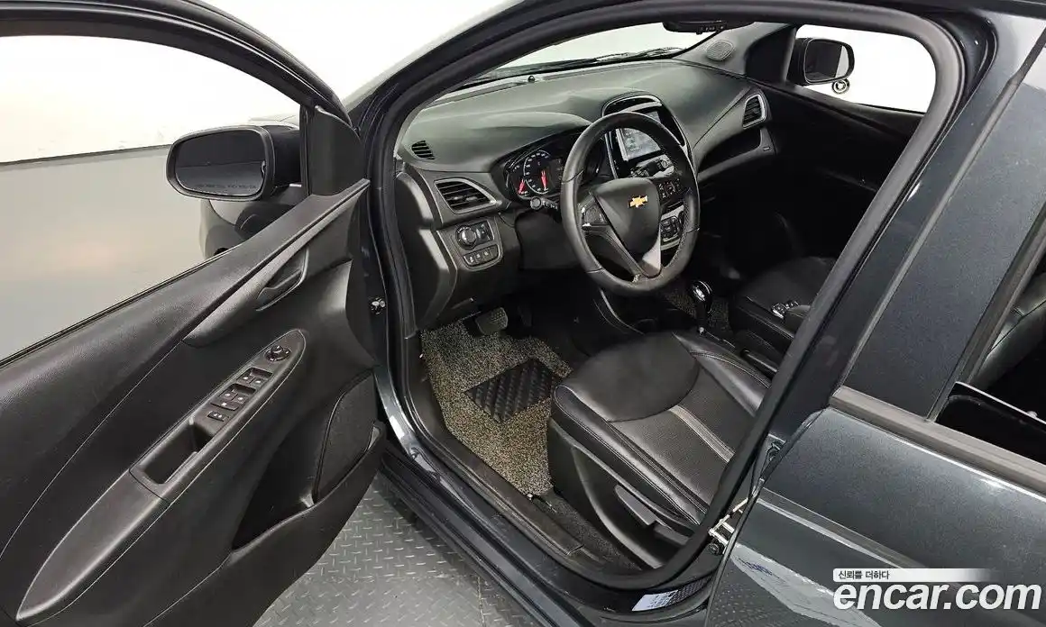 Chevrolet Spark 2018 1.0 гидро в Москве № 1907577, фото 17