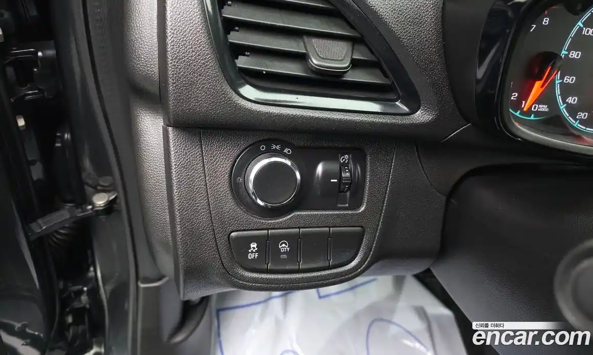 Chevrolet Spark 2017 1.0 гидро в Москве, фото 14