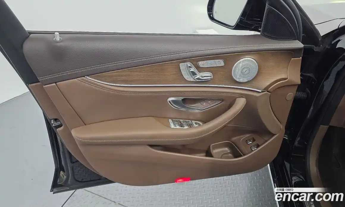 Mercedes-Benz E-Class 2019 2.0 гидро в Москве № 1910332, фото 14
