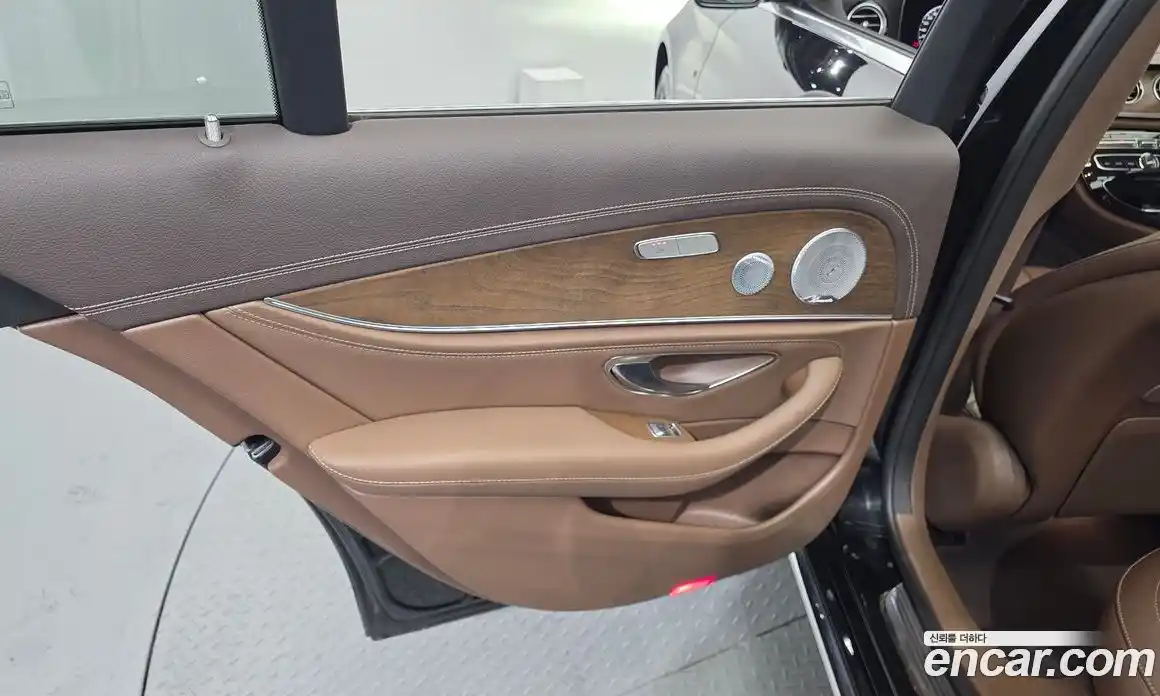 Mercedes-Benz E-Class 2019 2.0 гидро в Москве № 1910332, фото 15