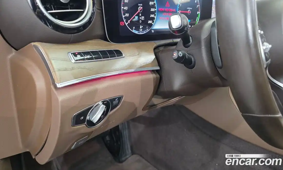 Mercedes-Benz E-Class 2019 2.0 гидро в Москве № 1910332, фото 21