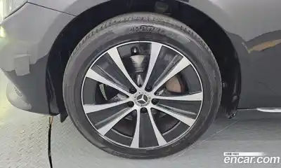 Mercedes-Benz E-Class 2019 2.0 гидро в Москве № 1910332, миниатюра 5