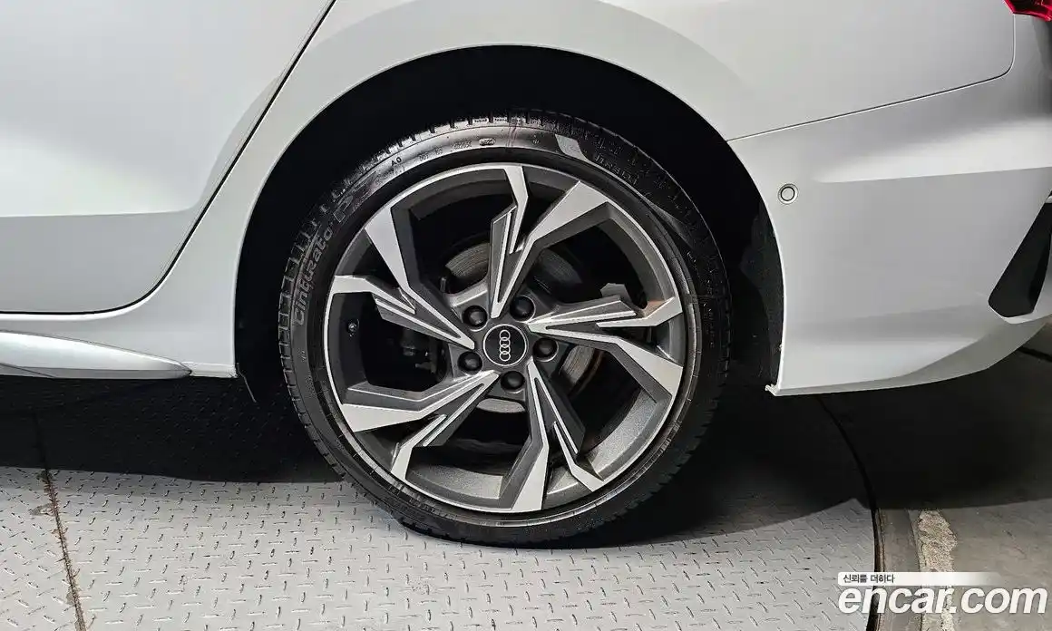 Audi A3 2024 2.0 гидро в Москве № 1910521, фото 7