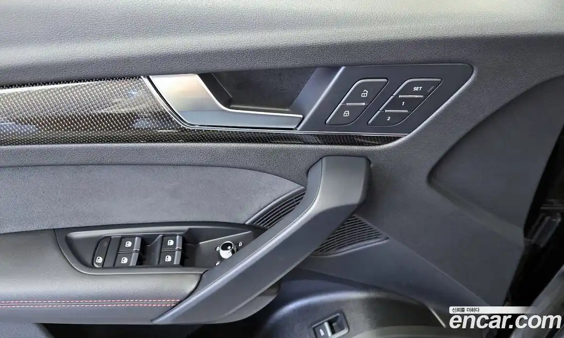 Audi SQ5 2023 3.0 гидро в Москве № 1910645, фото 30