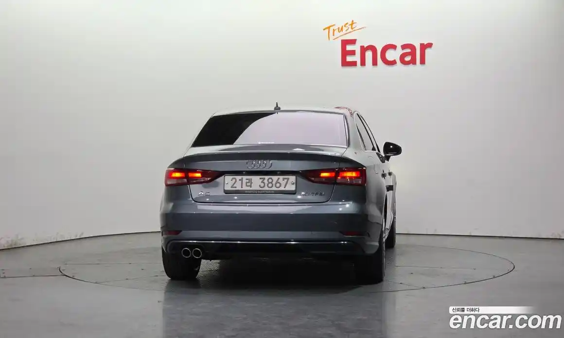 Audi A3 2018 2.0 гидро в Москве № 1910754, фото 4