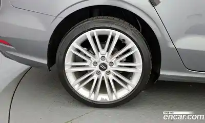 Audi A3 2018 2.0 гидро в Москве № 1910754, миниатюра 5