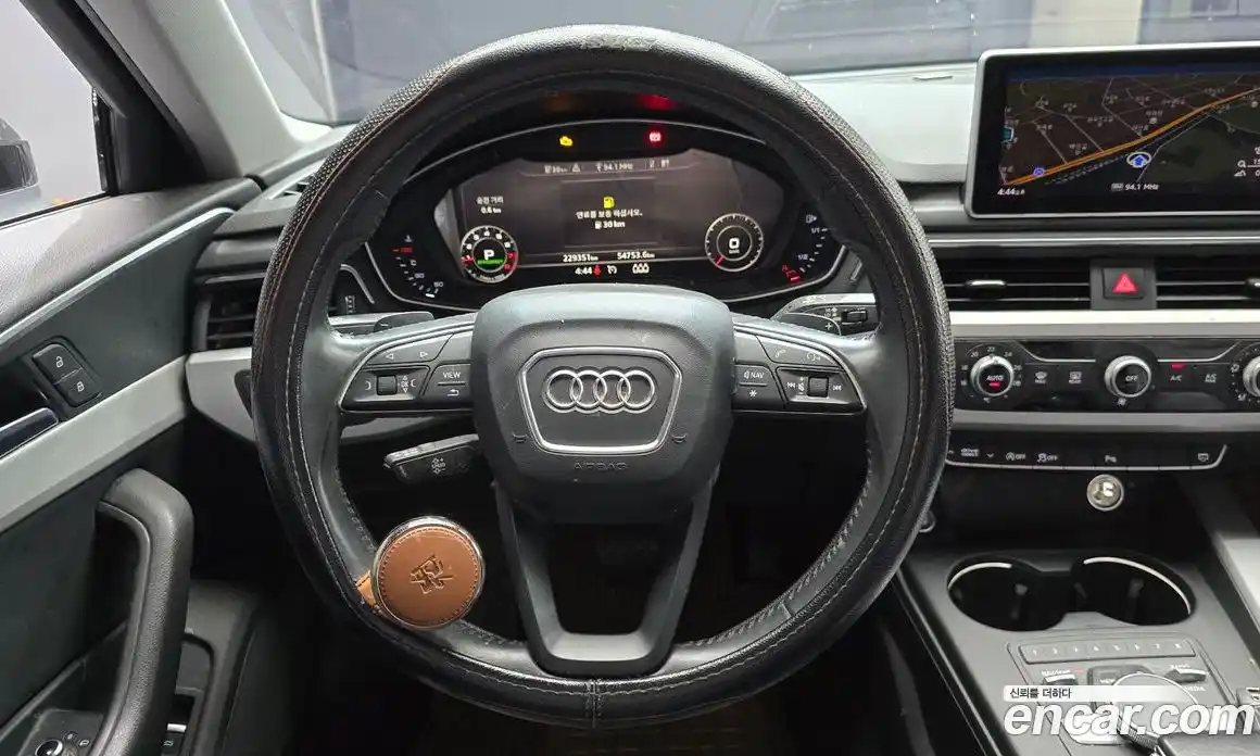 Audi A4 2016 2.0 гидро в Москве № 1911886, фото 13