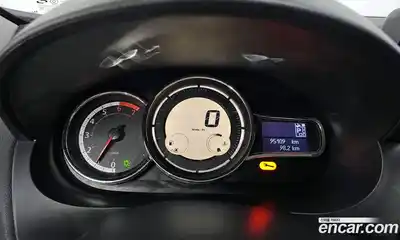 Renault SM3 2017 1.6 гидро в Москве № 1912831, миниатюра 11
