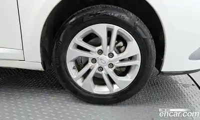 Renault SM3 2017 1.6 гидро в Москве № 1912831, миниатюра 7
