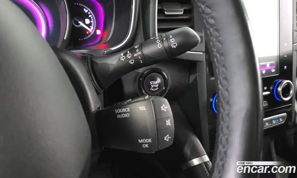 Renault QM6 2017 2.0 гидро в Москве № 1912975, фото 15