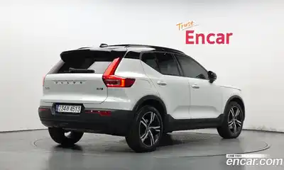 Volvo XC40 2020 2.0 гидро в Москве № 1913073, миниатюра 2