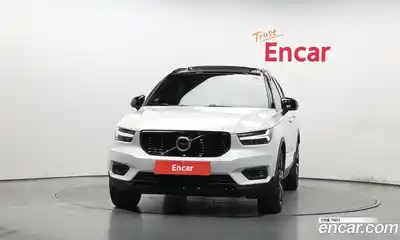 Volvo XC40 2020 2.0 гидро в Москве № 1913073, миниатюра 3