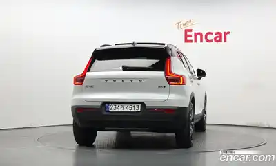 Volvo XC40 2020 2.0 гидро в Москве № 1913073, миниатюра 4