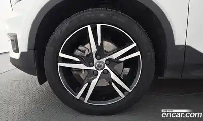 Volvo XC40 2020 2.0 гидро в Москве № 1913073, миниатюра 5