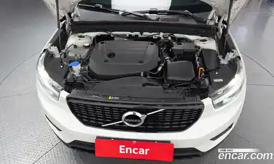 Volvo XC40 2020 2.0 гидро в Москве № 1913073, миниатюра 6