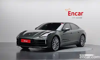 Porsche Panamera, 2024