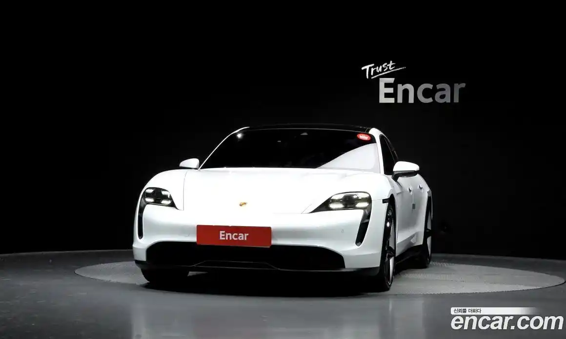 Porsche Taycan 2020 0.1 гидро в Москве № 1913953, фото 3