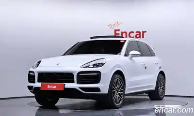 Porsche Cayenne, 2023