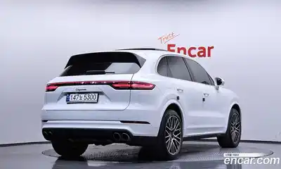 Porsche Cayenne 2023 3.0 гидро в Москве № 1914099, миниатюра 2