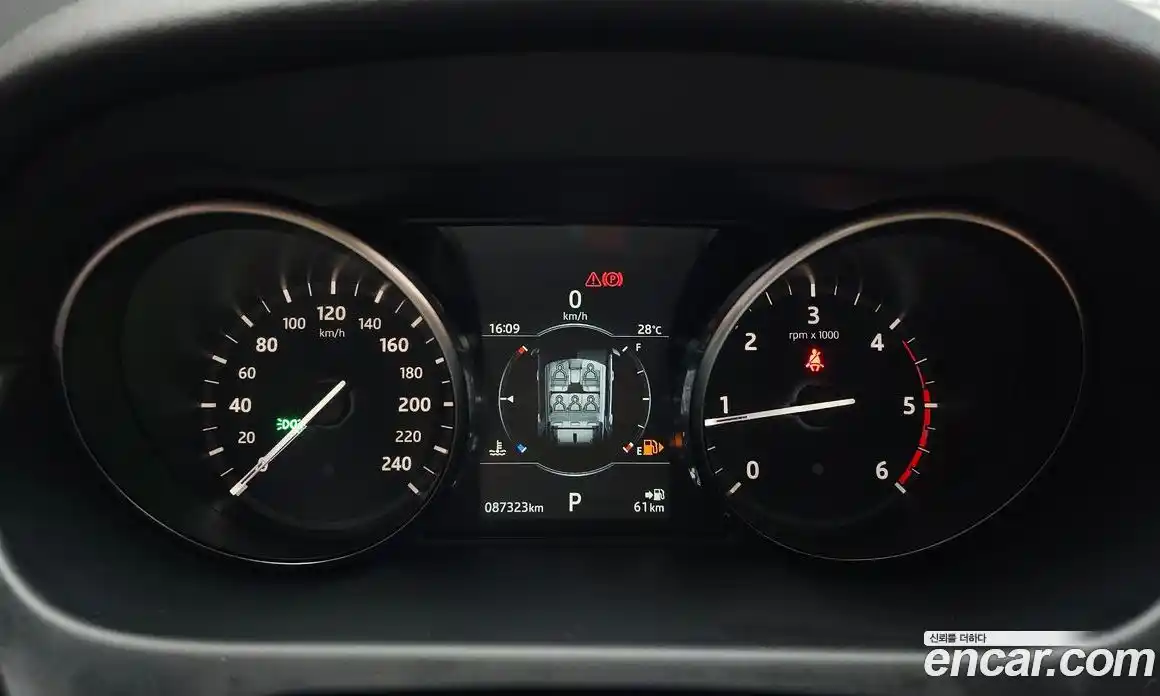 Land Rover Discovery Sport 2018 2.0 гидро в Москве № 1914852, фото 11