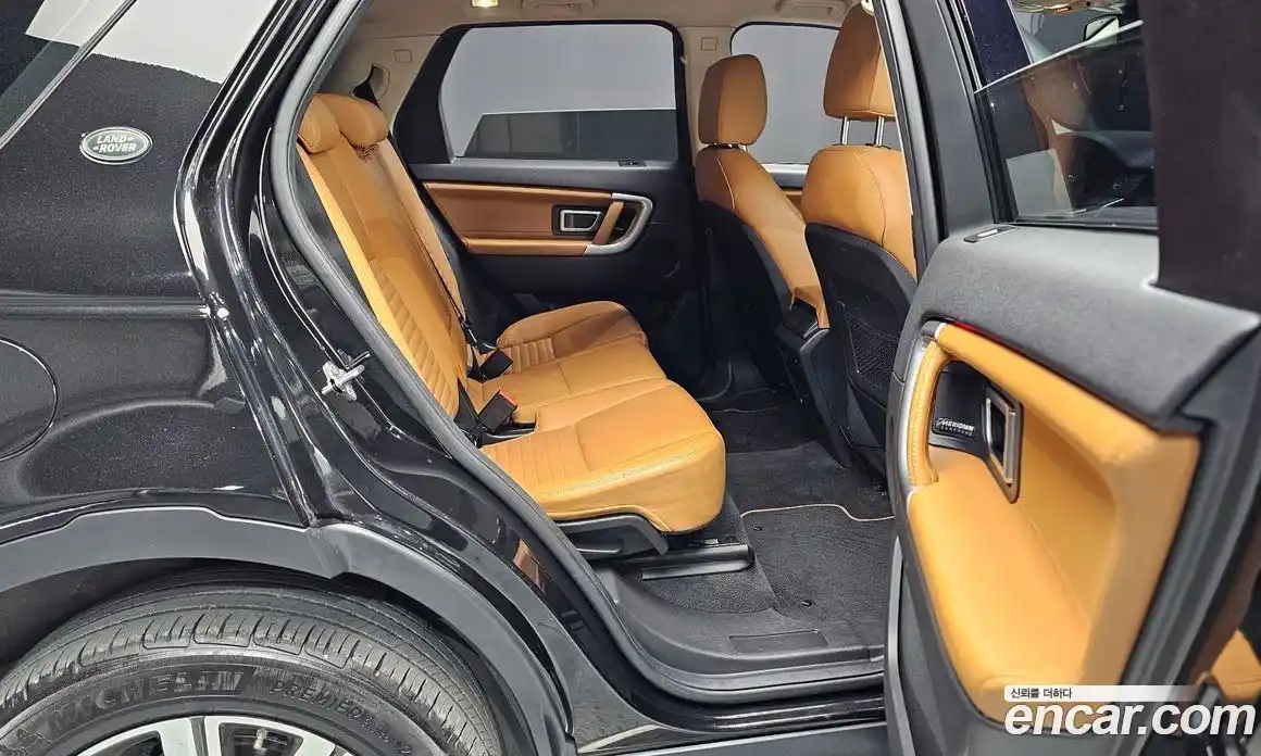 Land Rover Discovery Sport 2018 2.0 гидро в Москве № 1914852, фото 18