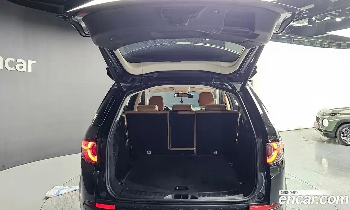 Land Rover Discovery Sport 2018 2.0 гидро в Москве № 1914852, фото 26