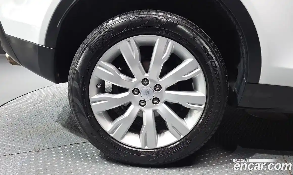 Land Rover Discovery Sport 2015 2.2 гидро в Москве № 1915060, фото 5