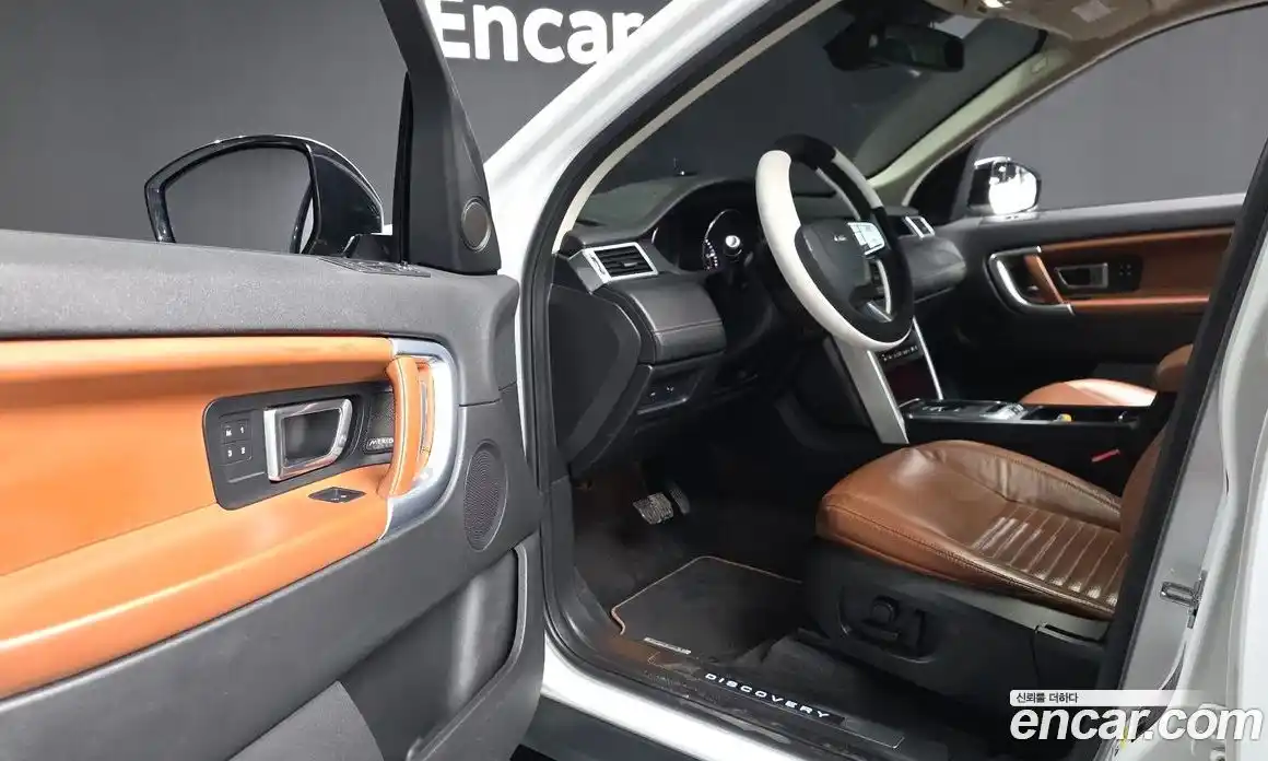 Land Rover Discovery Sport 2015 2.2 гидро в Москве № 1915060, фото 10