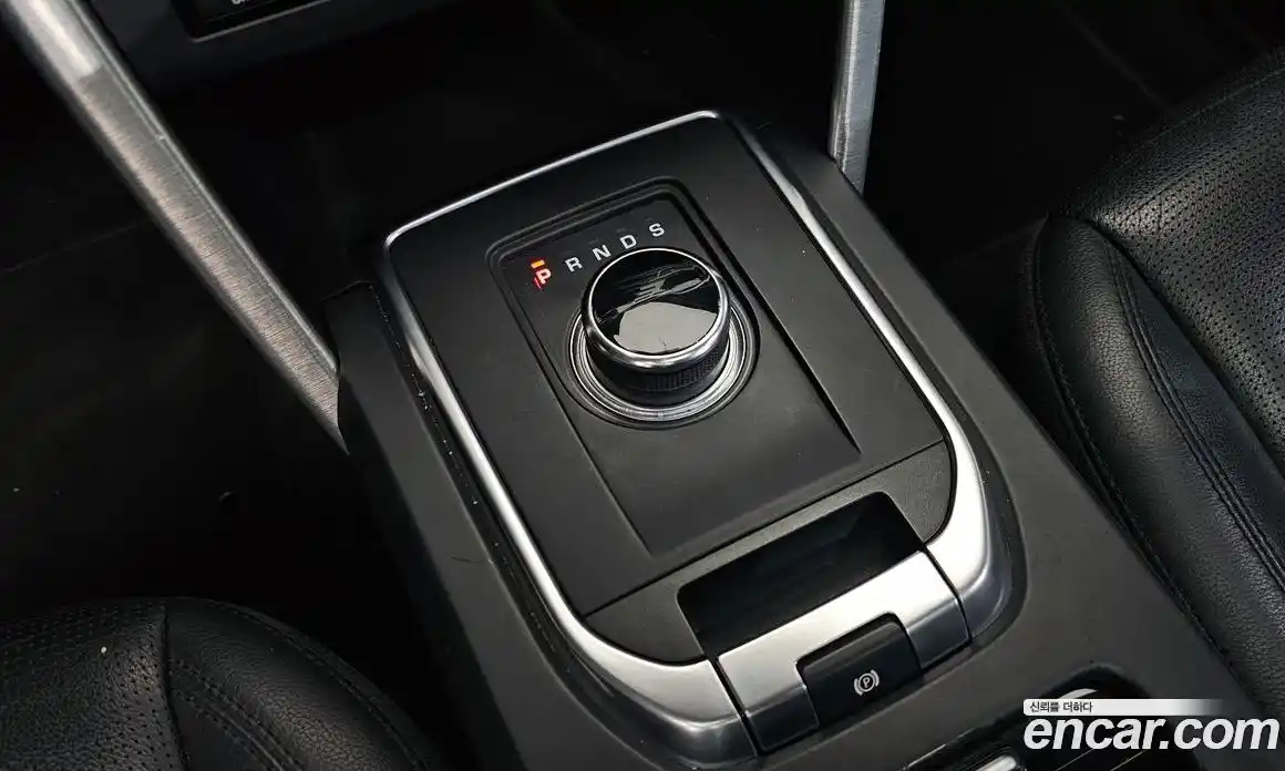 Land Rover Discovery Sport 2019 2.0 гидро в Москве № 1915130, фото 9