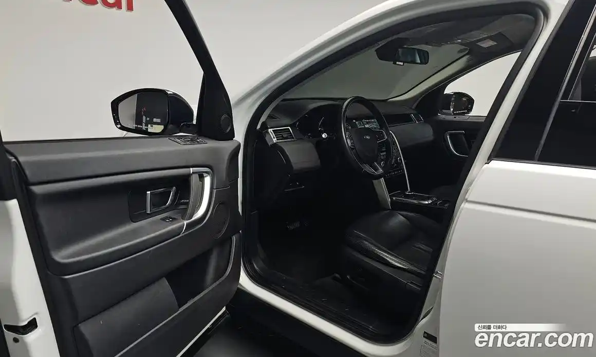 Land Rover Discovery Sport 2019 2.0 гидро в Москве № 1915130, фото 10
