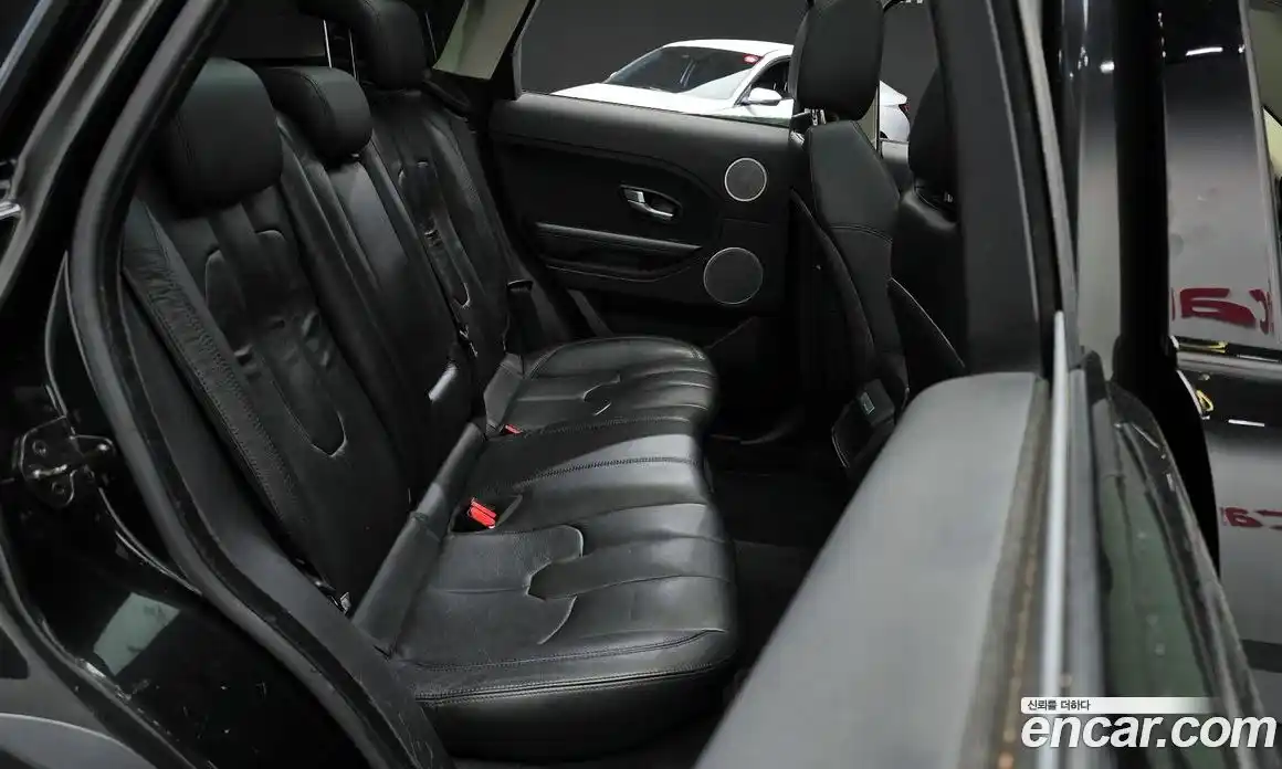 Land Rover Range-Rover Evoque 2015 2.2 гидро в Москве № 1915186, фото 11