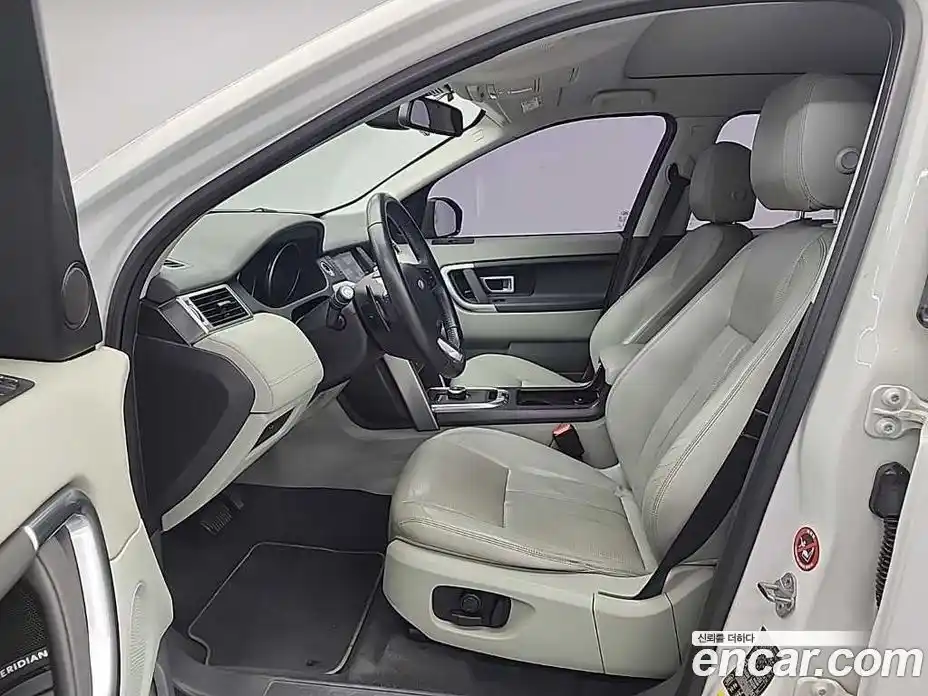 Land Rover Discovery Sport 2017 2.0 гидро в Москве № 1915510, фото 11