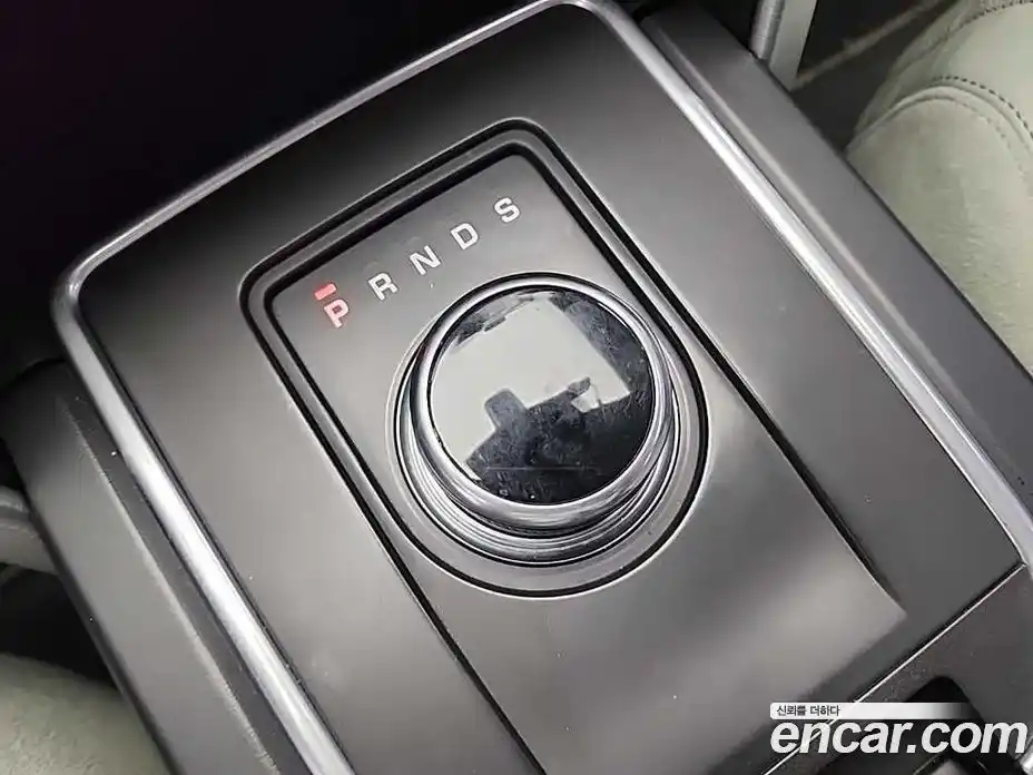 Land Rover Discovery Sport 2017 2.0 гидро в Москве № 1915510, фото 8