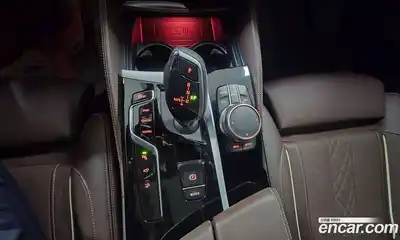 BMW 6-Series 2024 3.0 гидро в Москве № 1916910, миниатюра 9