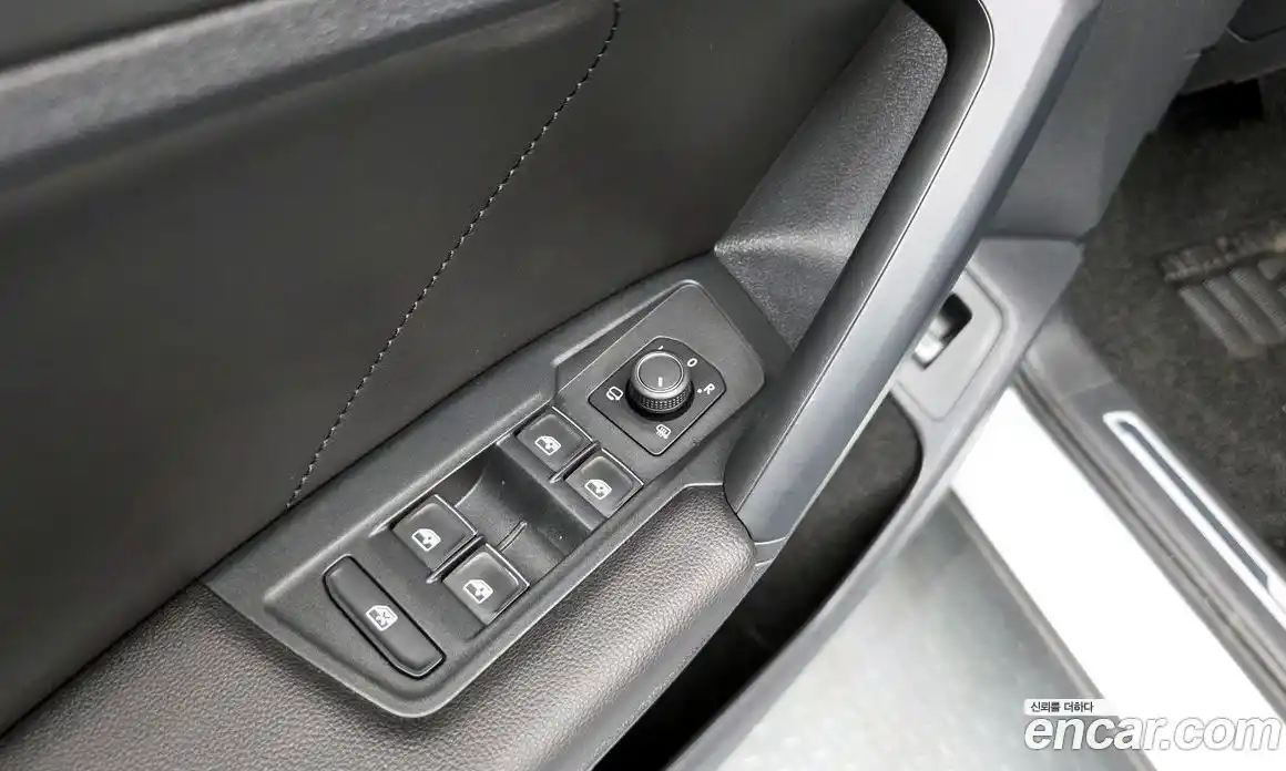 Volkswagen Tiguan 2020 2.0 гидро в Москве № 1917432, фото 27