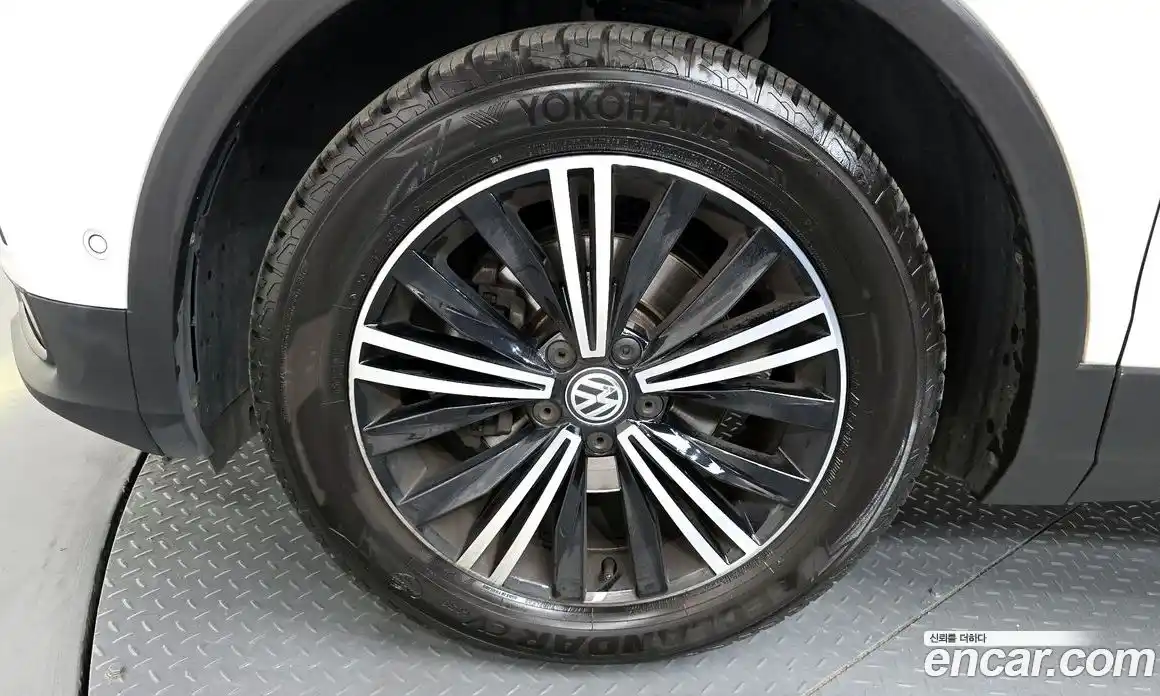 Volkswagen Tiguan 2020 2.0 гидро в Москве № 1917432, фото 5