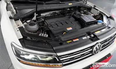 Volkswagen Tiguan 2020 2.0 гидро в Москве № 1917432, миниатюра 6
