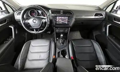 Volkswagen Tiguan 2020 2.0 гидро в Москве № 1917432, миниатюра 10
