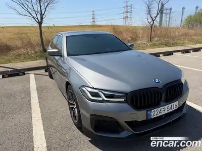 BMW 5-Series, 2023
