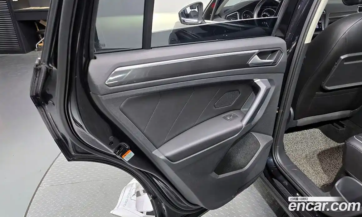 Volkswagen Tiguan 2020 2.0 гидро в Москве № 1918007, фото 14