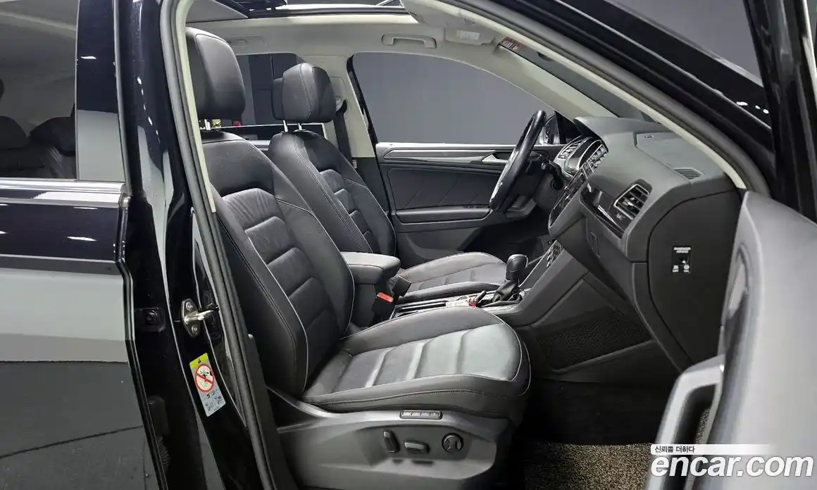 Volkswagen Tiguan 2020 2.0 гидро в Москве № 1918007, фото 16