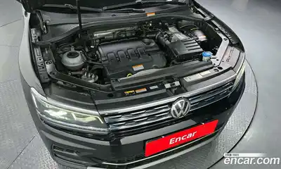 Volkswagen Tiguan 2020 2.0 гидро в Москве № 1918007, миниатюра 5