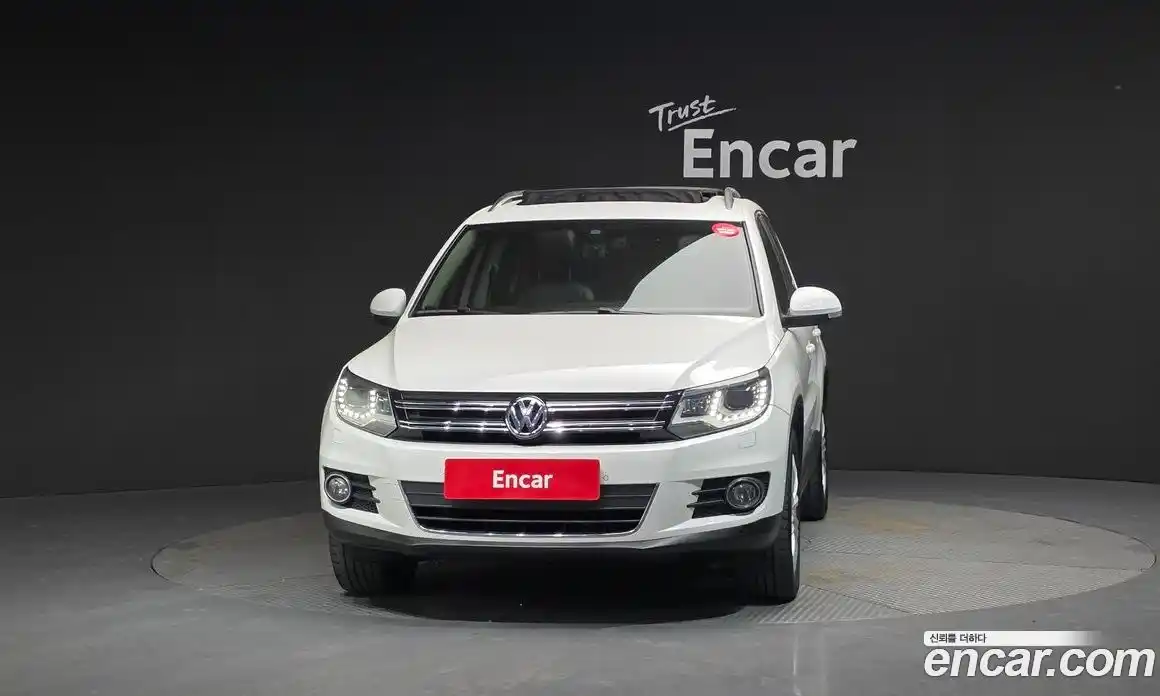 Volkswagen Tiguan 2012 2.0 гидро в Москве № 1918195, фото 3