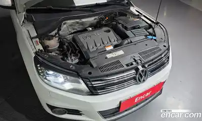 Volkswagen Tiguan 2012 2.0 гидро в Москве № 1918195, миниатюра 6